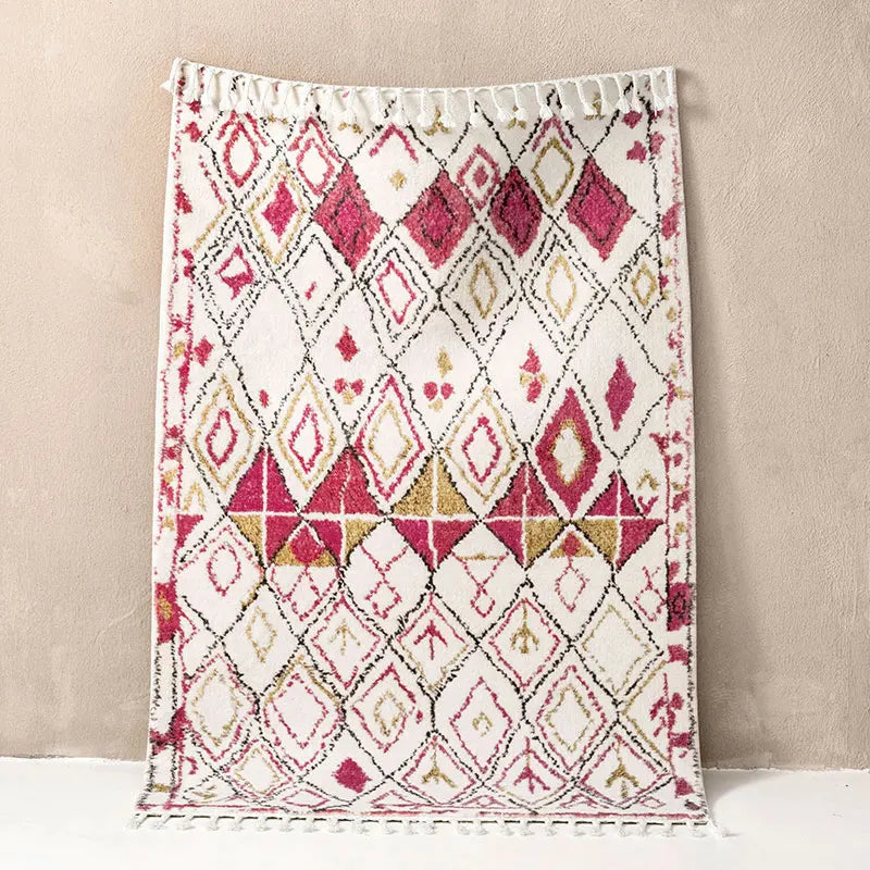 Tapis berbère coloré Arinas, écru et framboise, vu de dessus