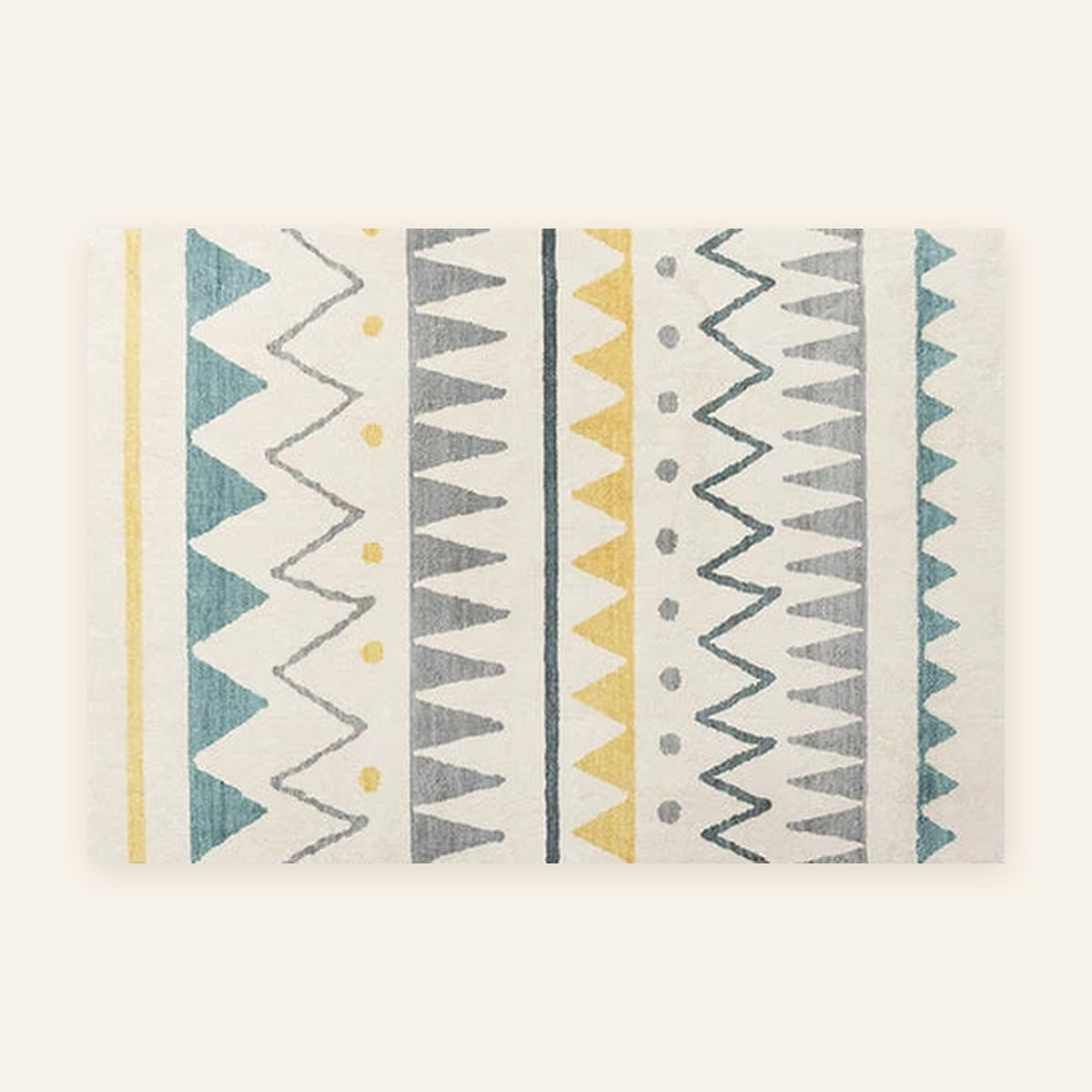 Tapis berbère coloré Tafila, triangles gris et safran, vu à plat