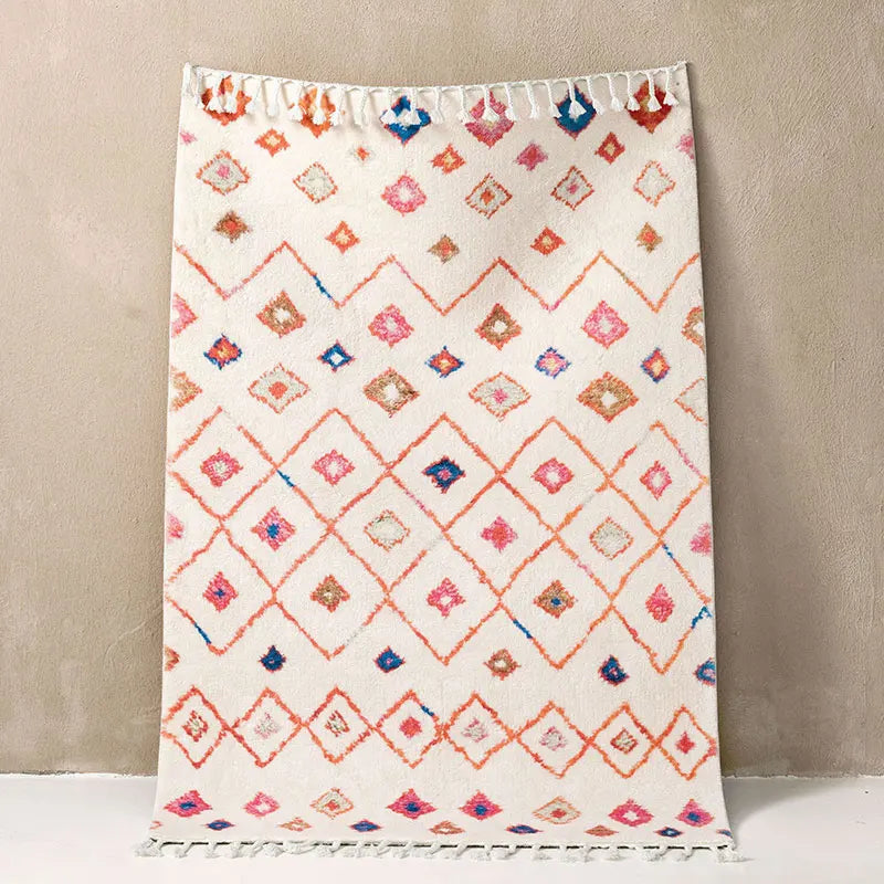 Tapis berbère coloré Amnir, écru et petits losanges, vu de dessus