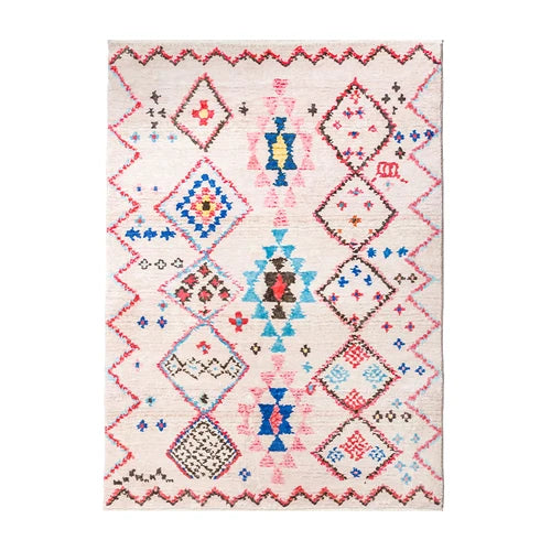Tapis berbère coloré Tamassant, losanges rose et turquoise, vu de dessus